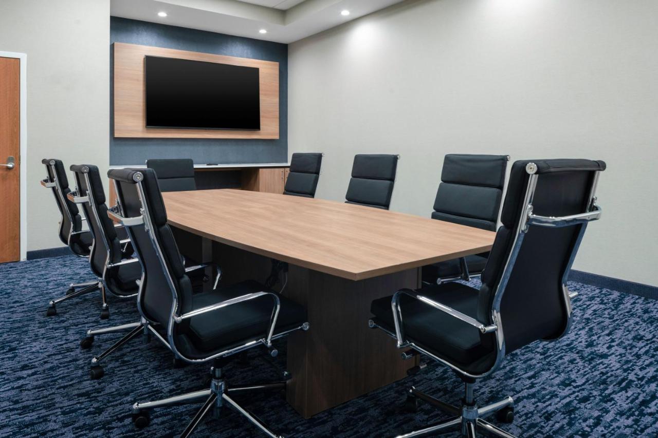 Fairfield Inn & Suites By Marriott Corinth South Denton Area Dış mekan fotoğraf