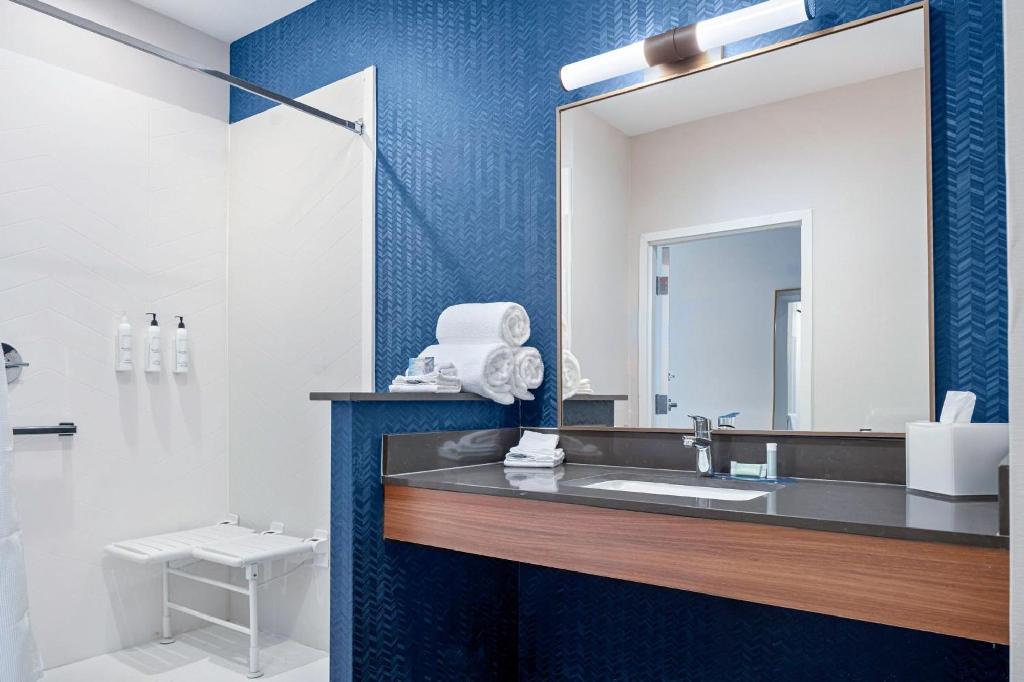 Fairfield Inn & Suites By Marriott Corinth South Denton Area Dış mekan fotoğraf